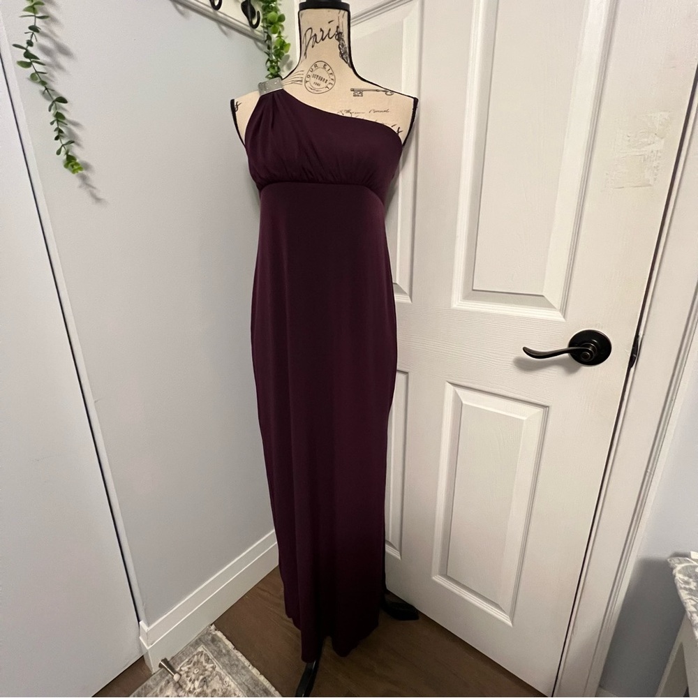 Sweet Storm One-Shoulder Burgundy Dress